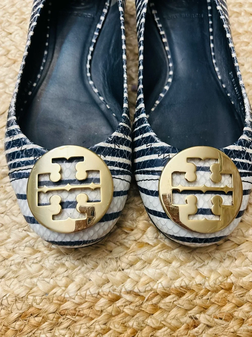 Tory Burch Reva Navy Blue White Striped Snake Skin Embossed Logo Ballet Flat 6.5